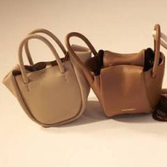 Beracamy Satchel "EUC" - Picture 15 of 16